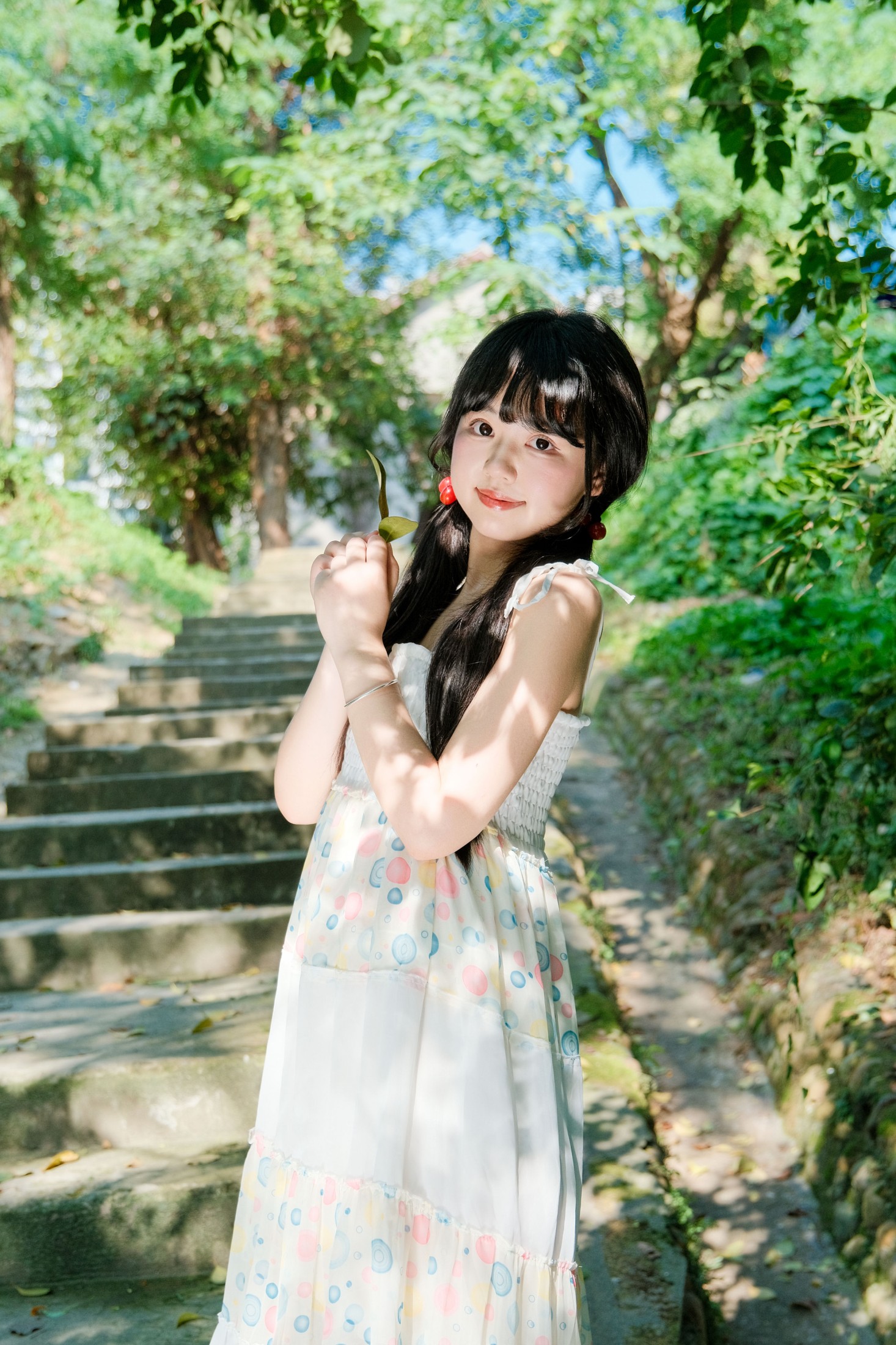 小梨花儿 – 《绿色夏日》[26P]