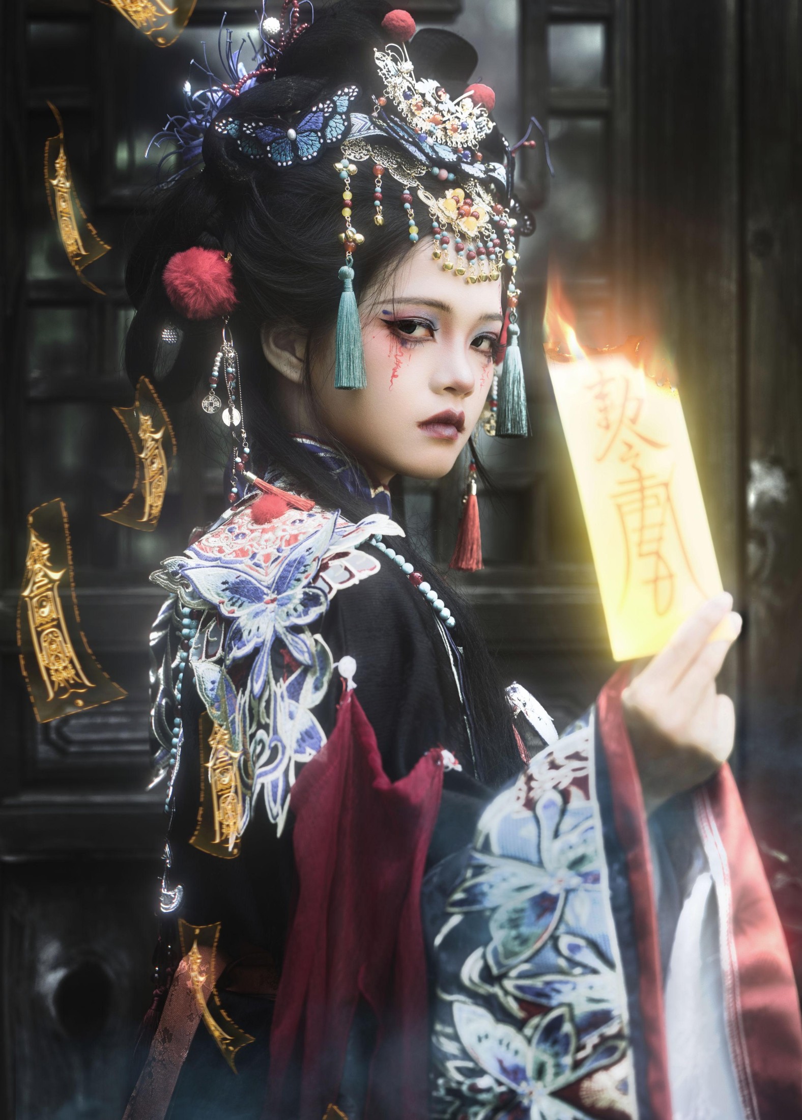 此糸紫 – 《大祭司》[25P]